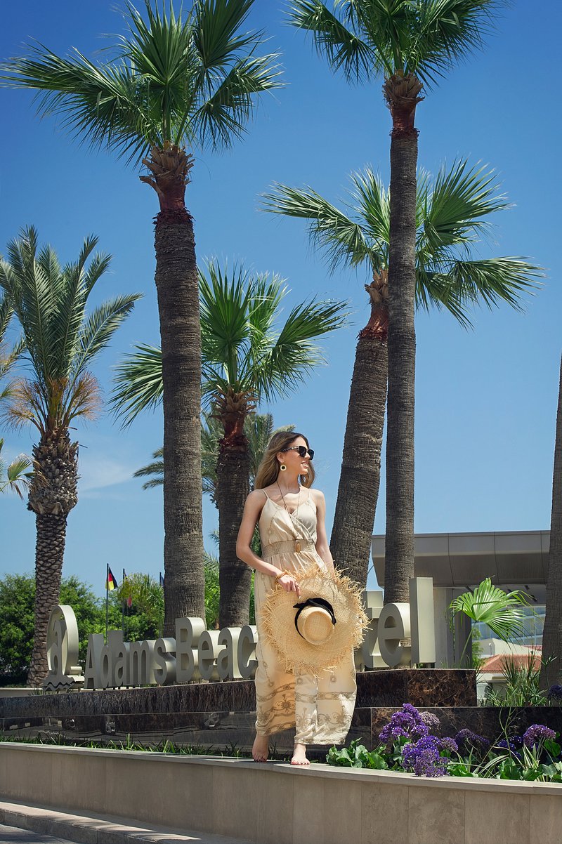 ABH_Entrance_08.jpg
