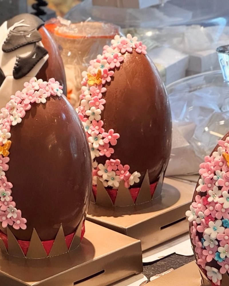 Ariston Confectionery2.jpg