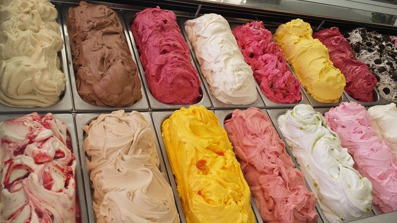 GELATERIA DI GUSTO.jpg