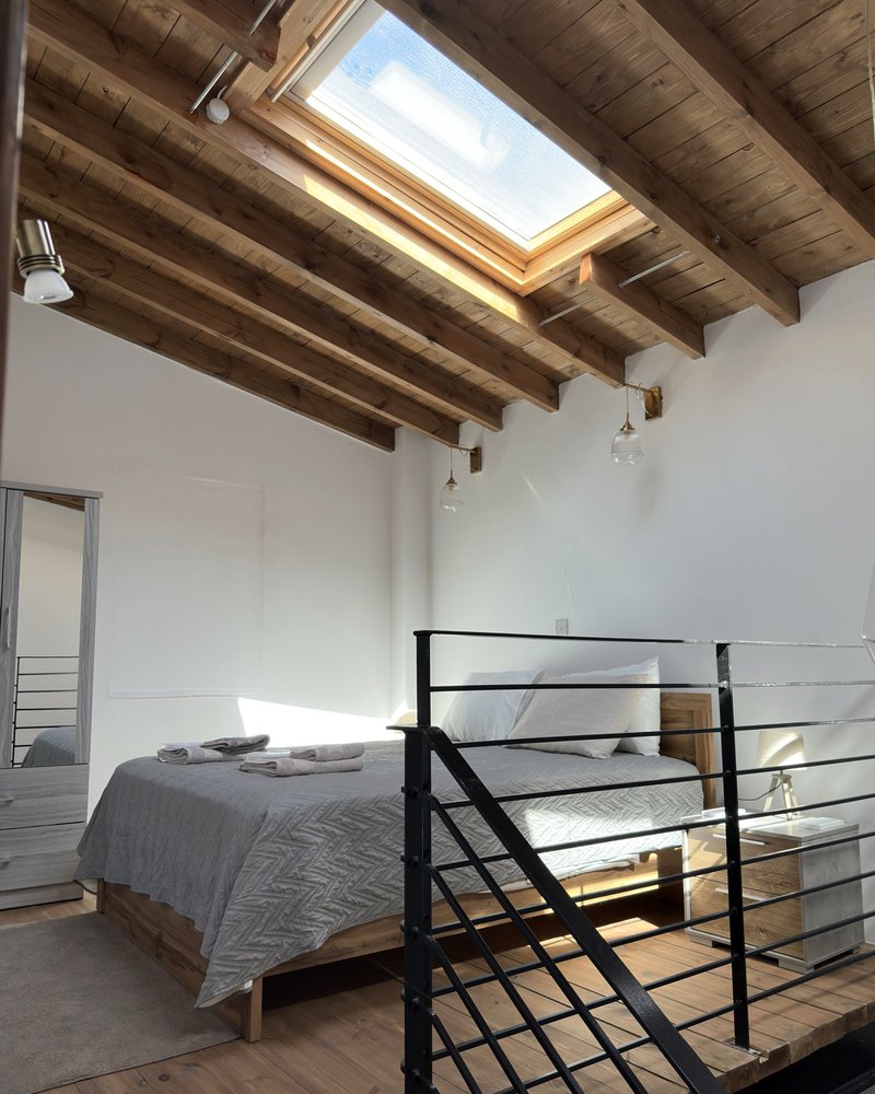 Lofou house bedroom.jpeg