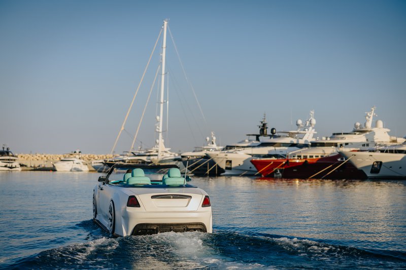 Love on the sea_Limassol Marina_2025 (4).jpg