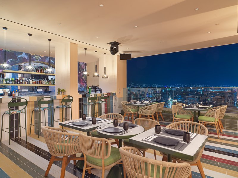Mizu-Mazu_ASIAN_Restaurant_5.width-800.jpg