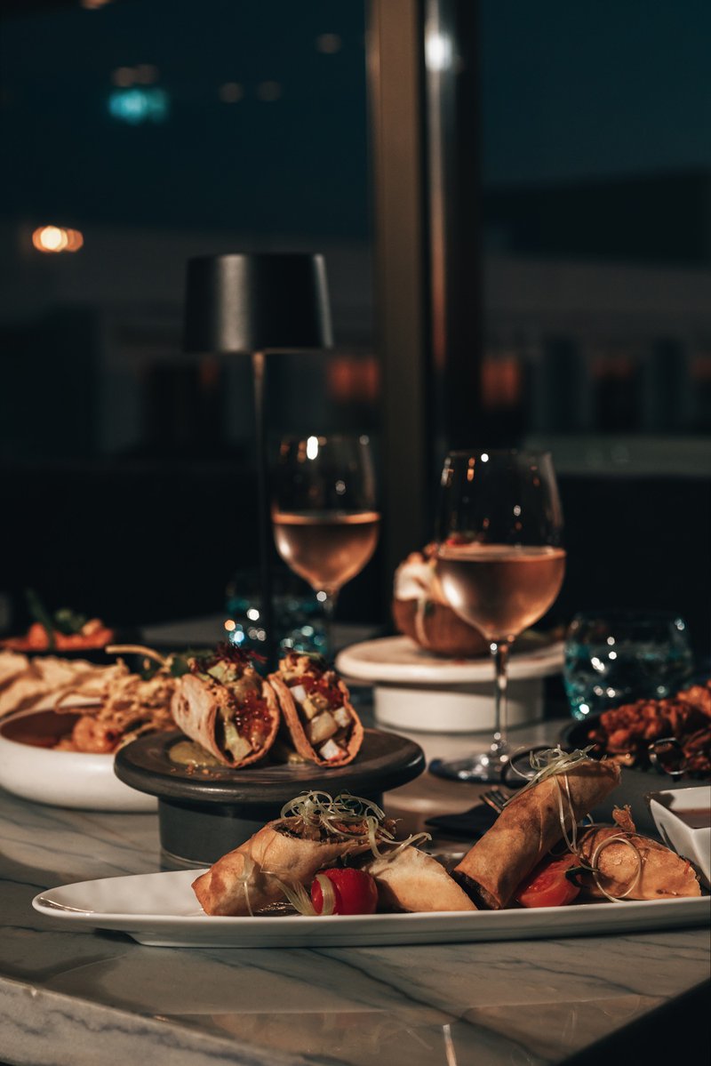Ouranos Lounge Bar 3.jpg