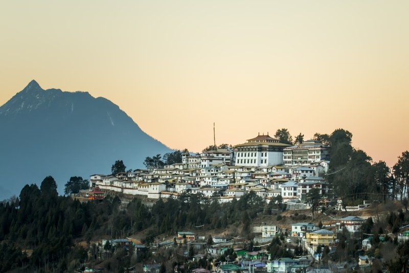 Tawang_Monastery_(Tibetan_Buddhist).jpg