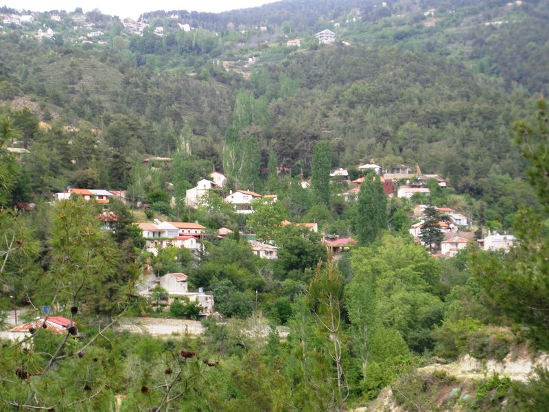 View_of_Palaiomylos_04.jpg