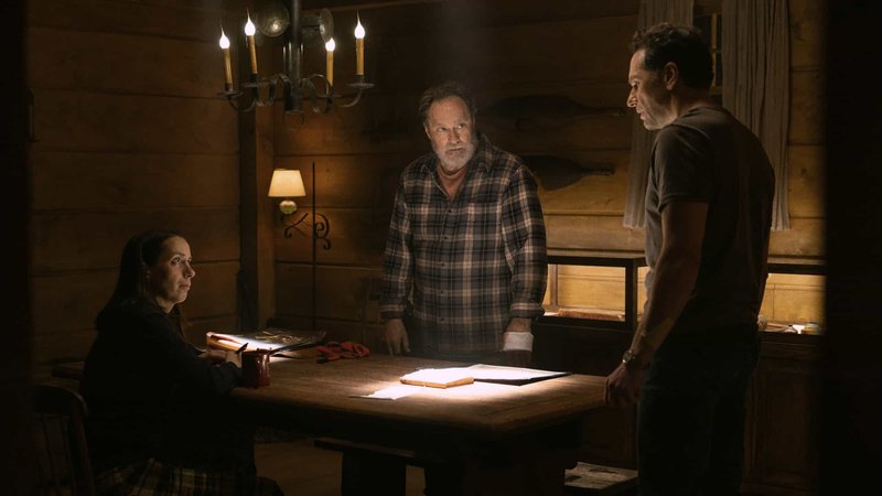 Widows-Bay-Season-1-Episode-7-Seasickness.jpg