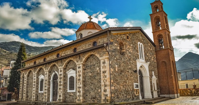 agia_eirini.2e16d0ba.fill-1375x729 (1).jpg