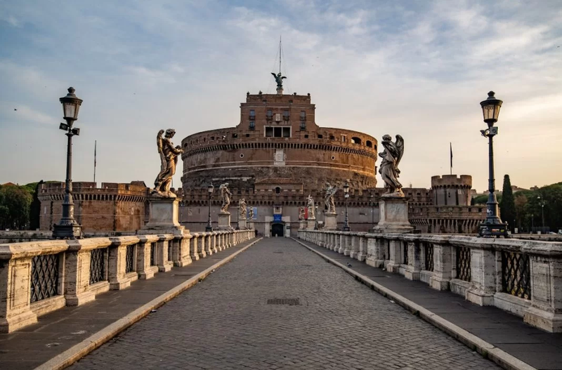 castel-santangelo-rome-shut-1068x704.webp