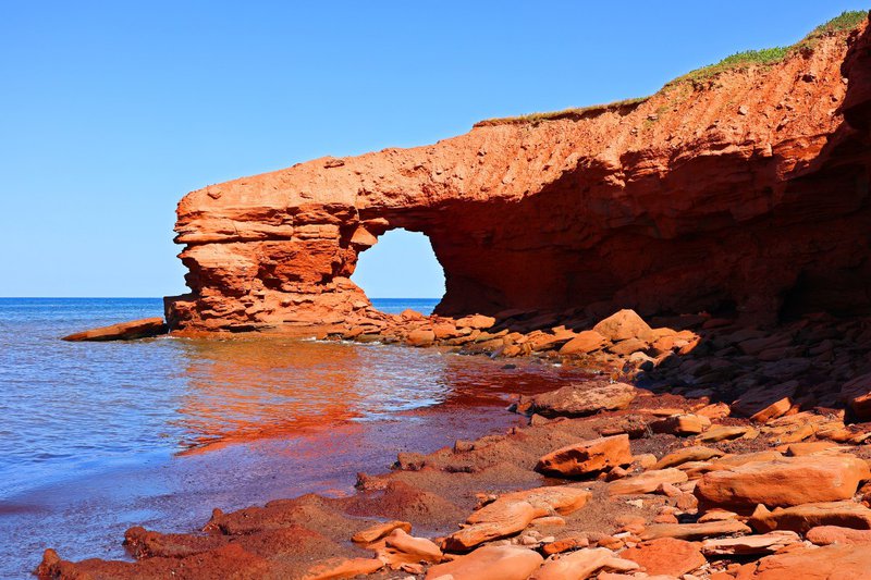 cavendish-beach-in-prince-edward-island-sh.jpg