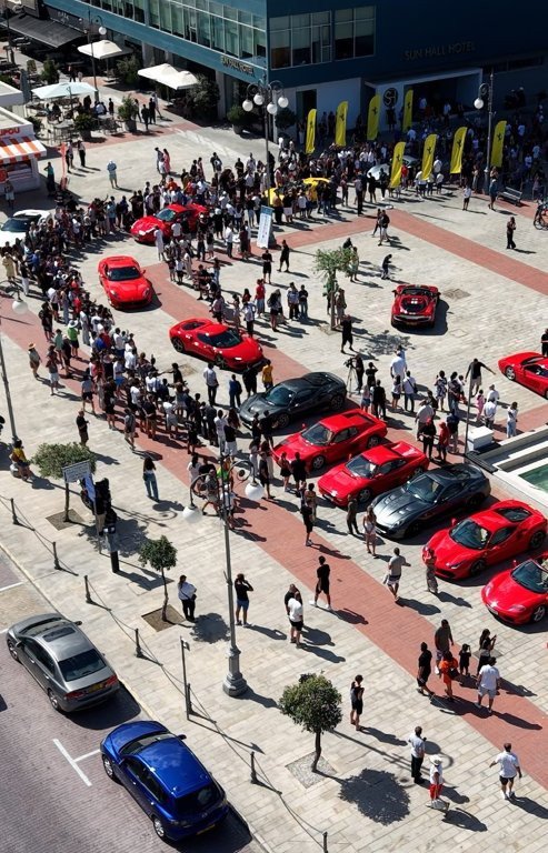 ferrari 1.jpg