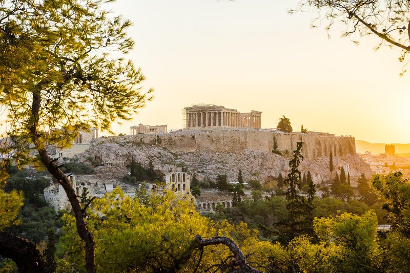 leonhard_niederwimmer-athens-7402123_1280.jpg