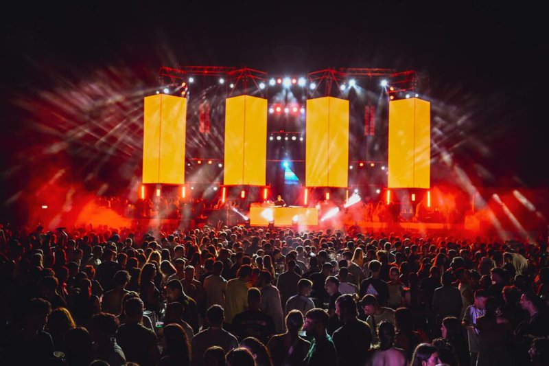 loud fest2.jpg