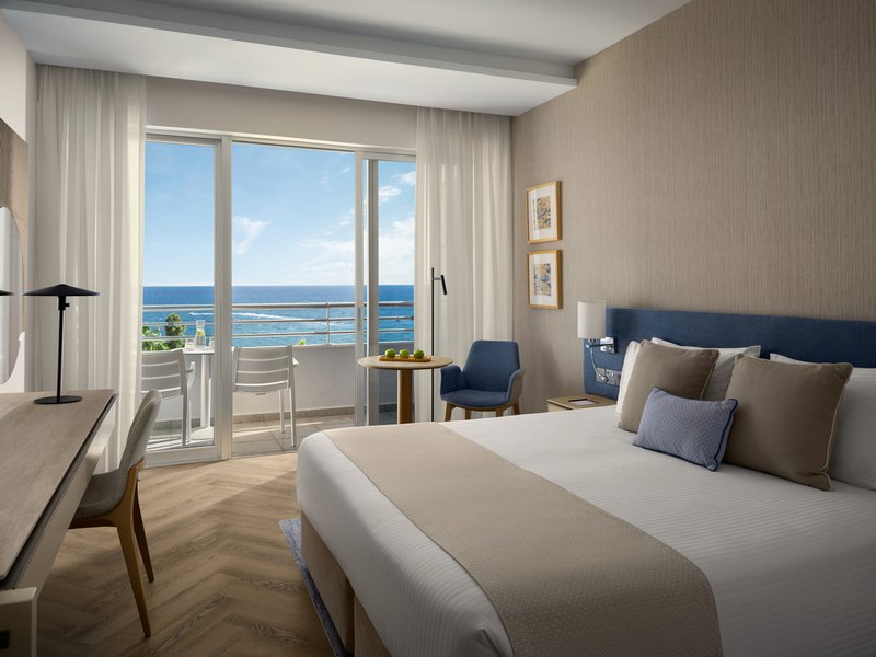 med hotel.jpg
