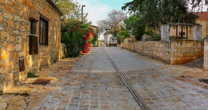 pano-arodes-villages-pafos-cyprus.2e16d0ba.fill-1375x729.jpg