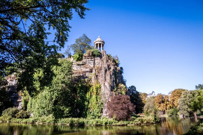 parc-des-buttes-chaumont-paris-sh.webp