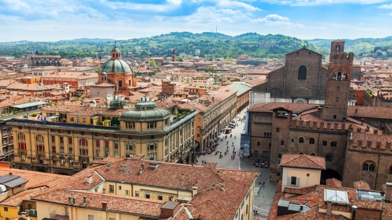 shutterstock_Bologna-1068x601.webp