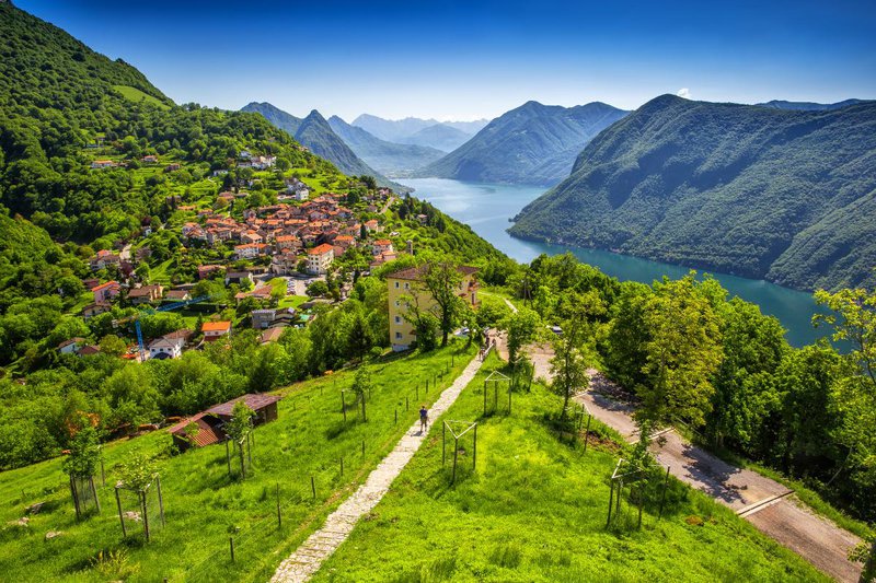 shutterstock_Lugano.jpg