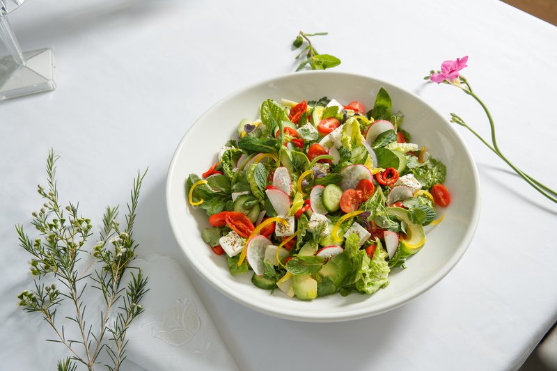 spring house local salad.jpg