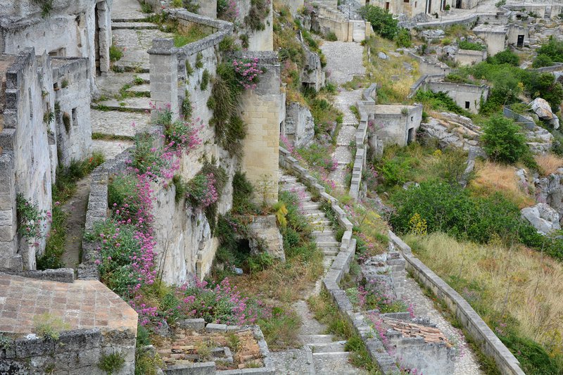 stones-of-matera-4605730_1280.jpg