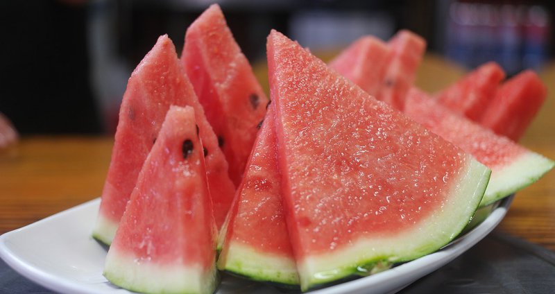 watermelon-2395804_1280.2e16d0ba.fill-1375x729.jpg