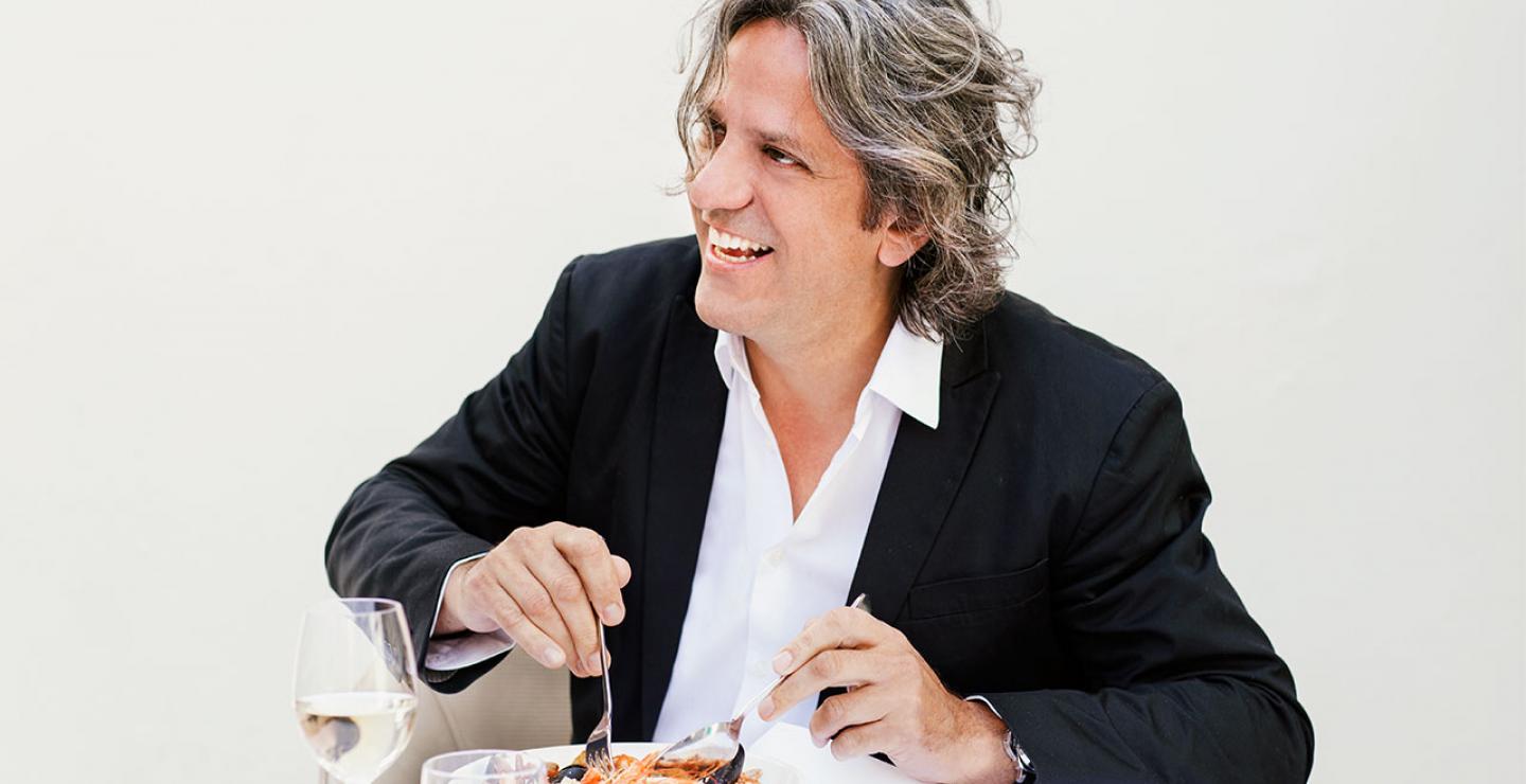 Ο Michelin star Ιταλός Chef Giorgio Locatelli σε ...